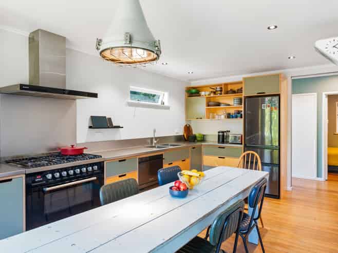 25 Glen Road, Raumati South