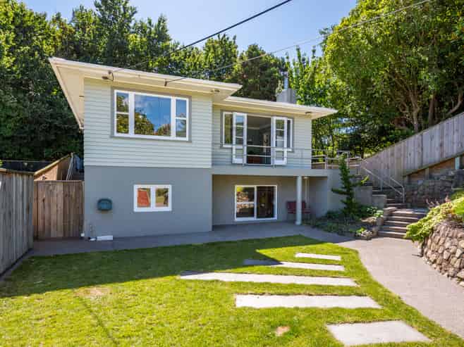 25 Glen Road, Raumati South