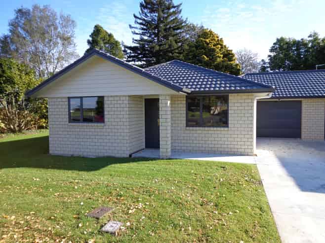 2/206 Te Kowhai Road, Burbush