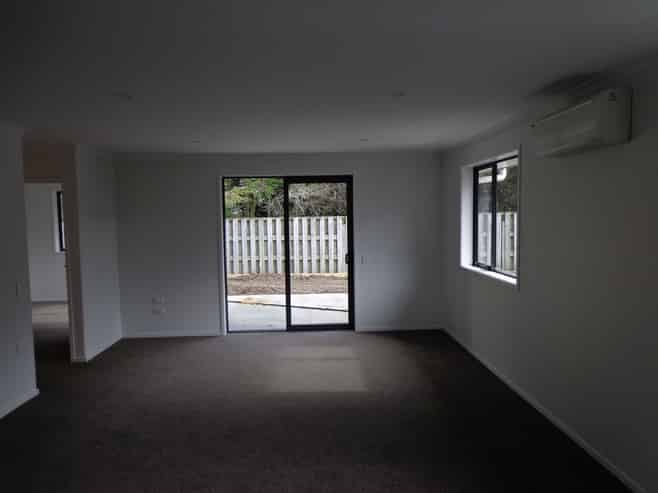 2/206 Te Kowhai Road, Burbush