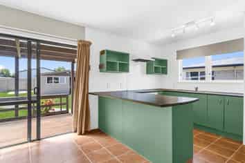 12 Tasman Street, Havelock North