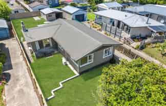 12 Tasman Street, Havelock North