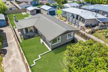 12 Tasman Street, Havelock North