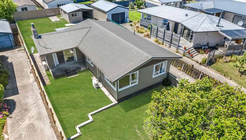 12 Tasman Street, Havelock North