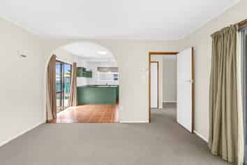 12 Tasman Street, Havelock North