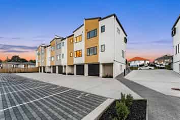 5/9 Farringdon Street, Glen Innes