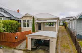 25 Roslyn Terrace, West End