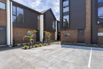 5/228  Blenheim Road , Riccarton