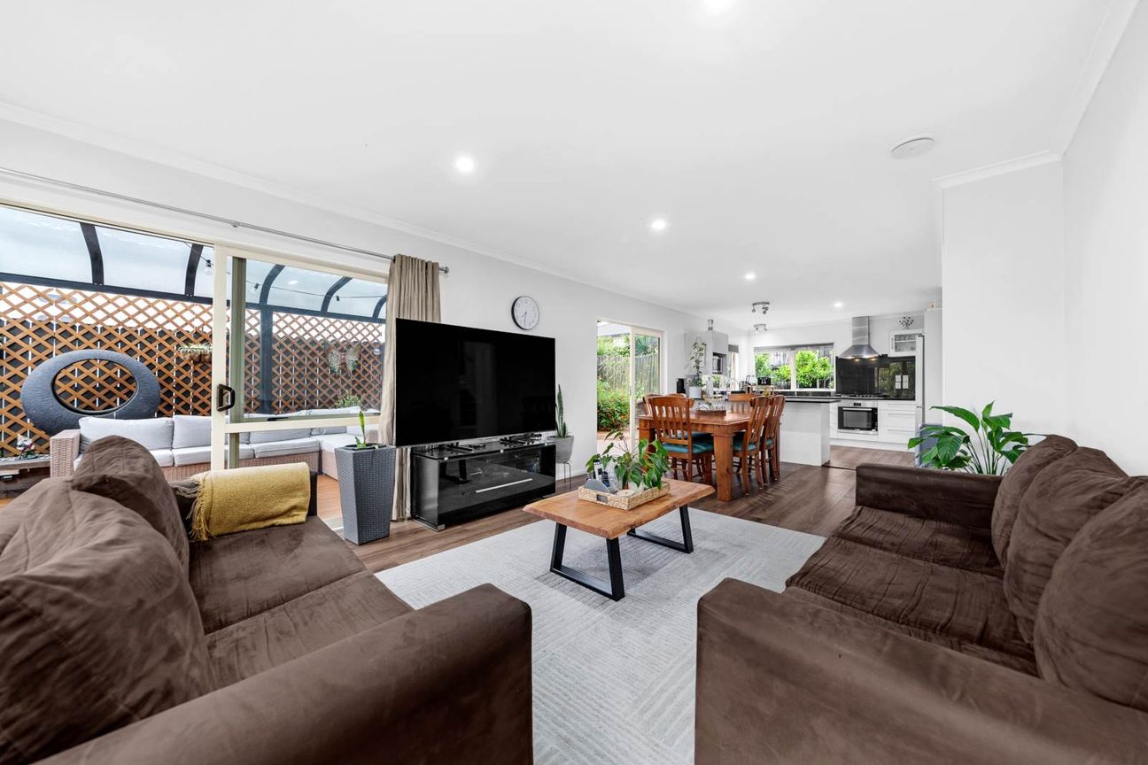 Standalone Value in Flat Bush - Altro
