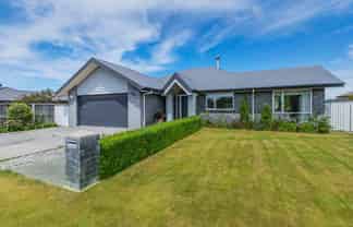 11 Palladio Avenue, LEESTON