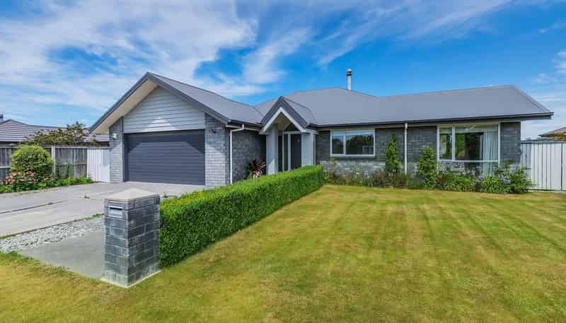 11 Palladio Avenue, LEESTON