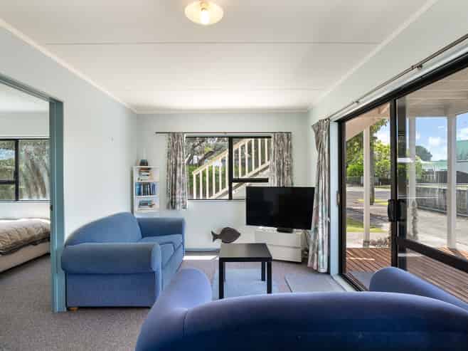 112 Hampton Road, Whangamata