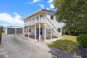 112 Hampton Road, Whangamata