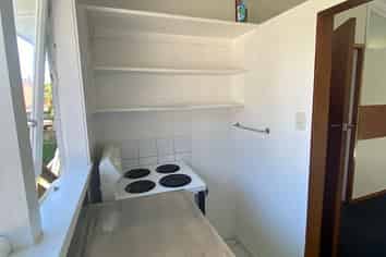 Auckland - Address withheld