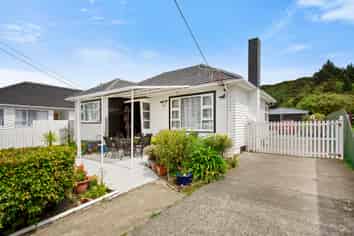 11 Wainuiomata Road, Wainuiomata