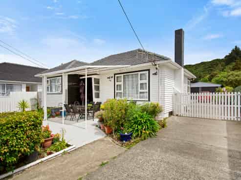 11 Wainuiomata Road, Wainuiomata