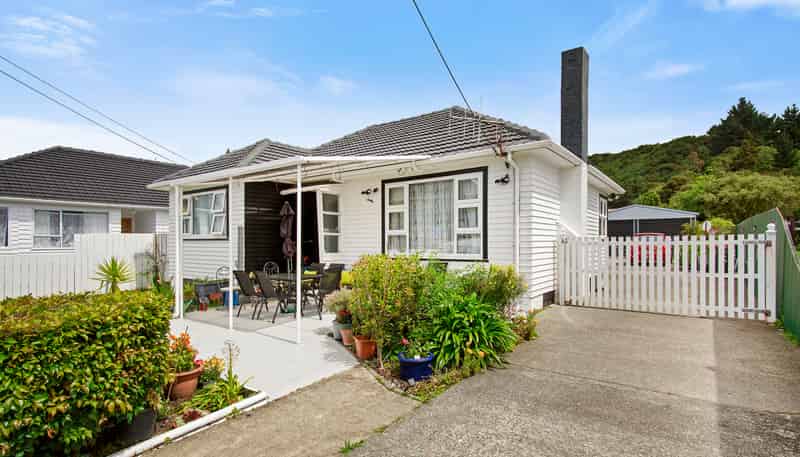 11 Wainuiomata Road, Wainuiomata