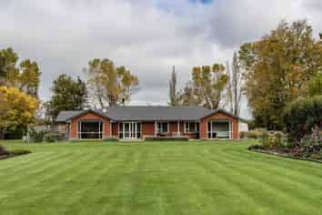 782 Steffens Road, Oxford