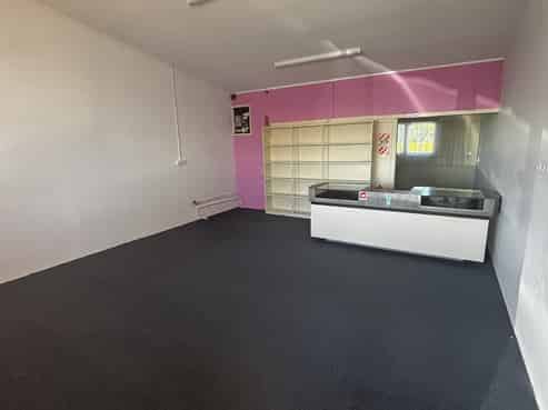 Compact retail in suburban shopping centre