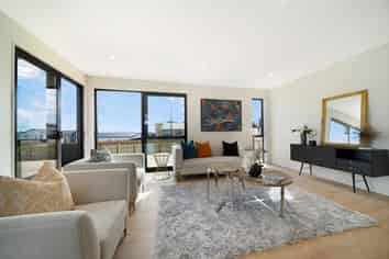 37 Paretao Street, Massey