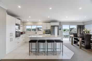 107 Rangi Avenue, Whangamata