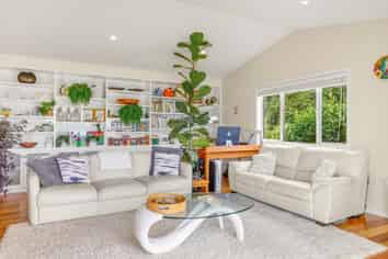 134 Snodgrass Road, Westport