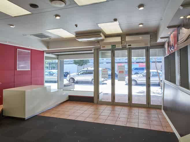 FOR LEASE – HIGH STREET RETAIL