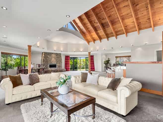 14 Mount Marua Way, Timberlea