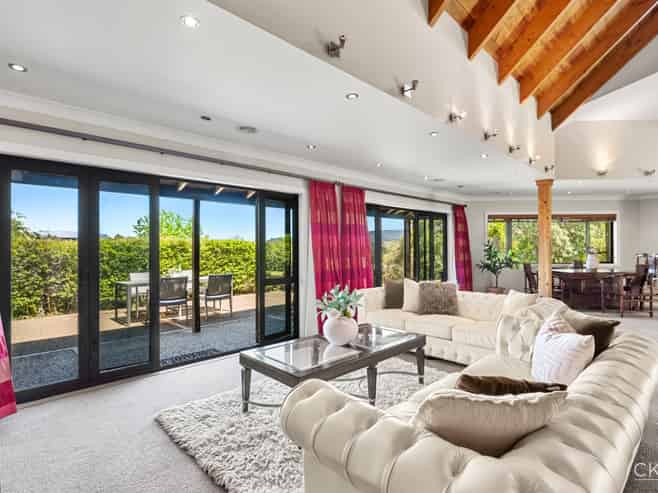 14 Mount Marua Way, Timberlea