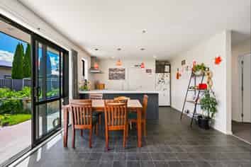 18 Stowell Drive, Cromwell