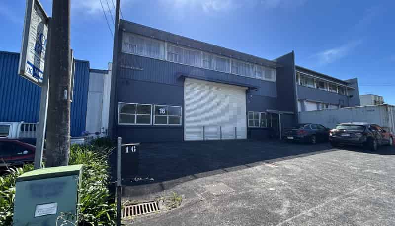 16 Marjorie Jayne Crescent, Otahuhu