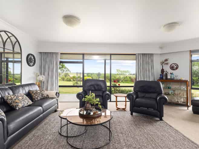 356 Hadlow Road, Claremont