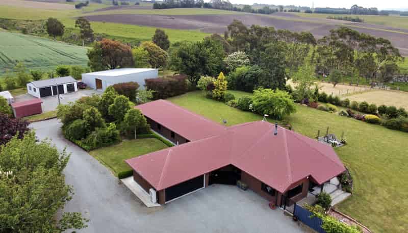 356 Hadlow Road, Claremont