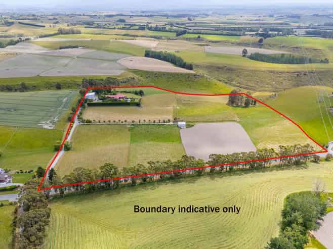 356 Hadlow Road, Claremont