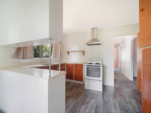 15 Montego Place, Weymouth