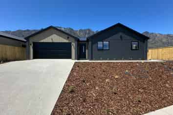 203 Howden Drive, Jacks Point