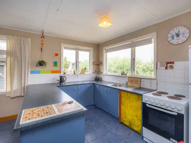 360 State Highway 1, Foxton