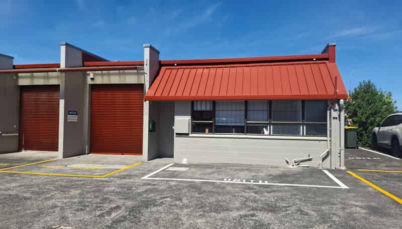 11/8 Moselle Avenue, Henderson