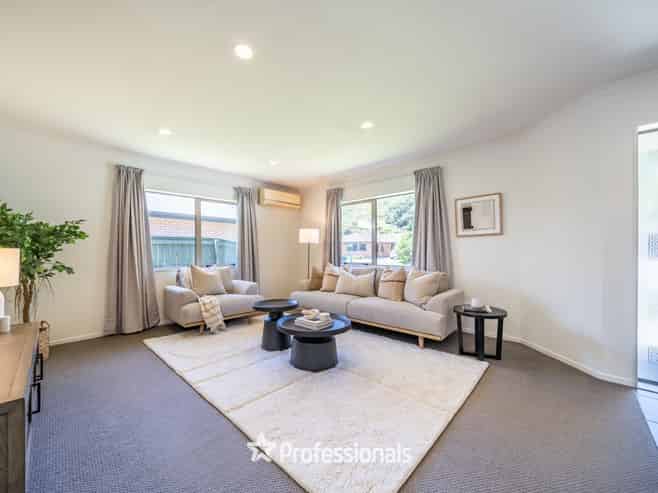 24 Aragon Grove, Kingsley Heights