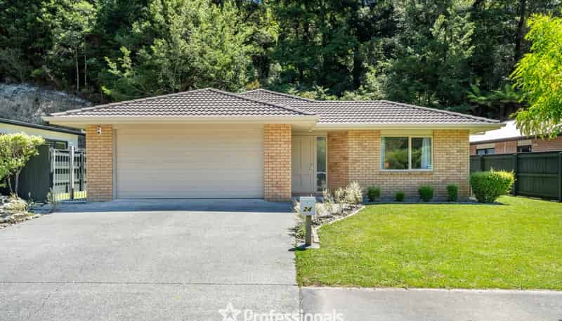 24 Aragon Grove, Kingsley Heights
