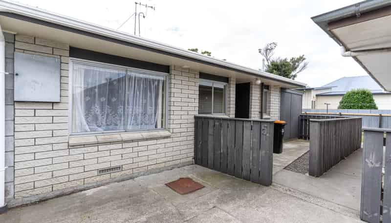 5 South Street, West End