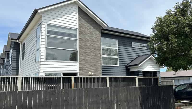 1/178 Old Farm Road, Hamilton East