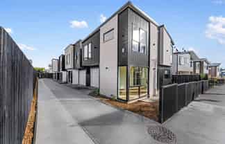 122D Leybourne Circle, Glen Innes