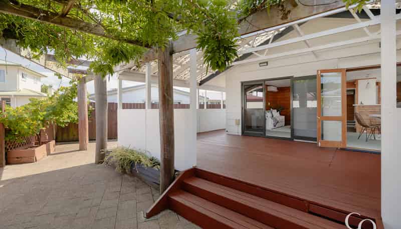 26 Queen Road, Bellevue