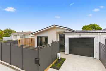 1/19 Clark Street, Levin