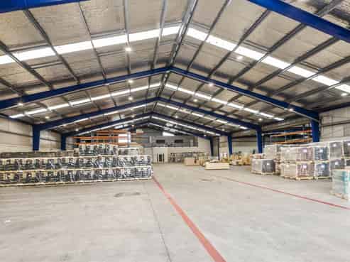 CBRE | Modern Industrial Facility with Dual Access