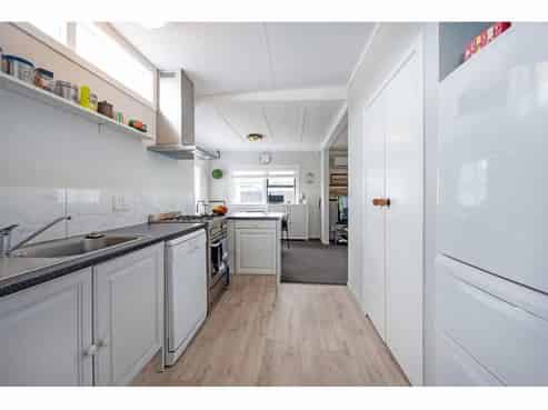 a/9 Kawaha Point Road, Kawaha Point