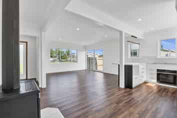 110 Brecon Road, Stratford