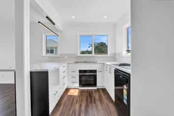 110 Brecon Road, Stratford