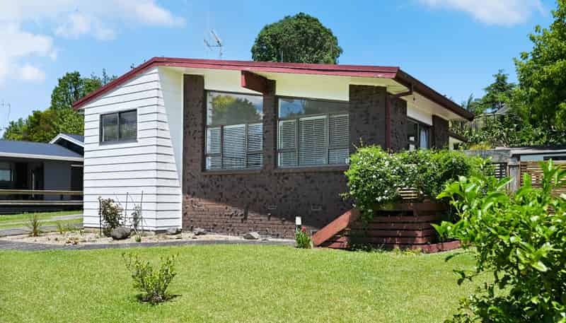 4 Phoenix Place, Dinsdale